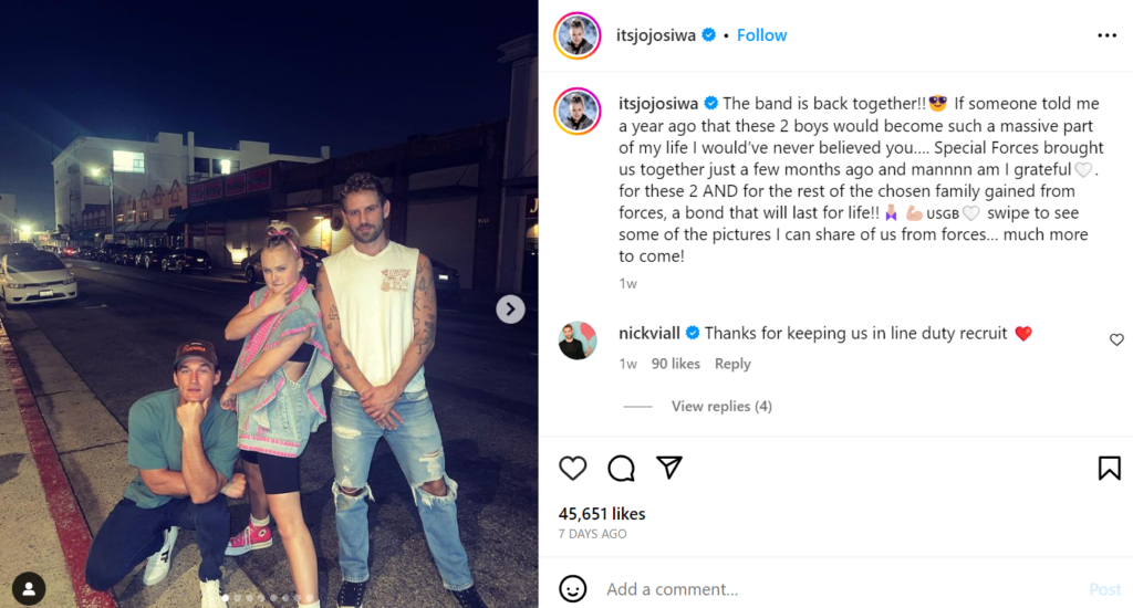 Screenshot of JoJo Siwa's post announcing her band is back together.