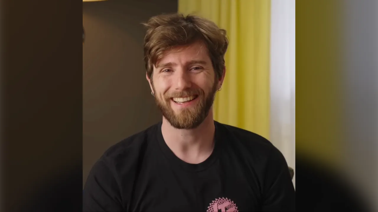 Creator filming a Work From Home Routine video for Grammarly